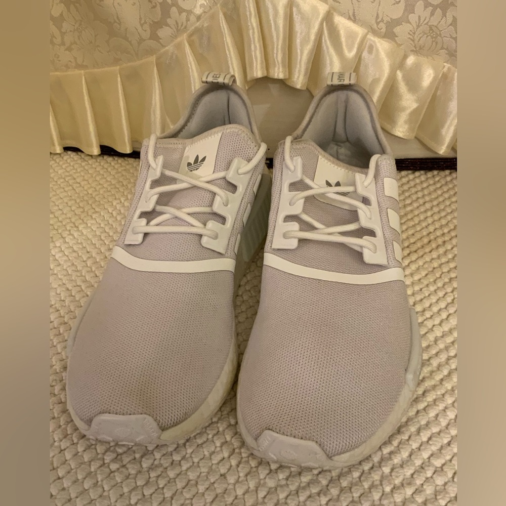 ADIDAS - Picture 3 of 7